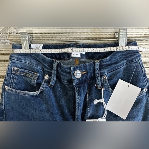 HOUSE Of CB ‘Tate’ Blue Vintage Fit Antique wash high waist jeans. Size S. NWT. - Picture 4 of 11